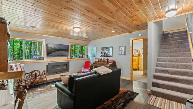 $525,000 | 2040 Fairview Beach Road Northeast, Alexandria, MN 56308