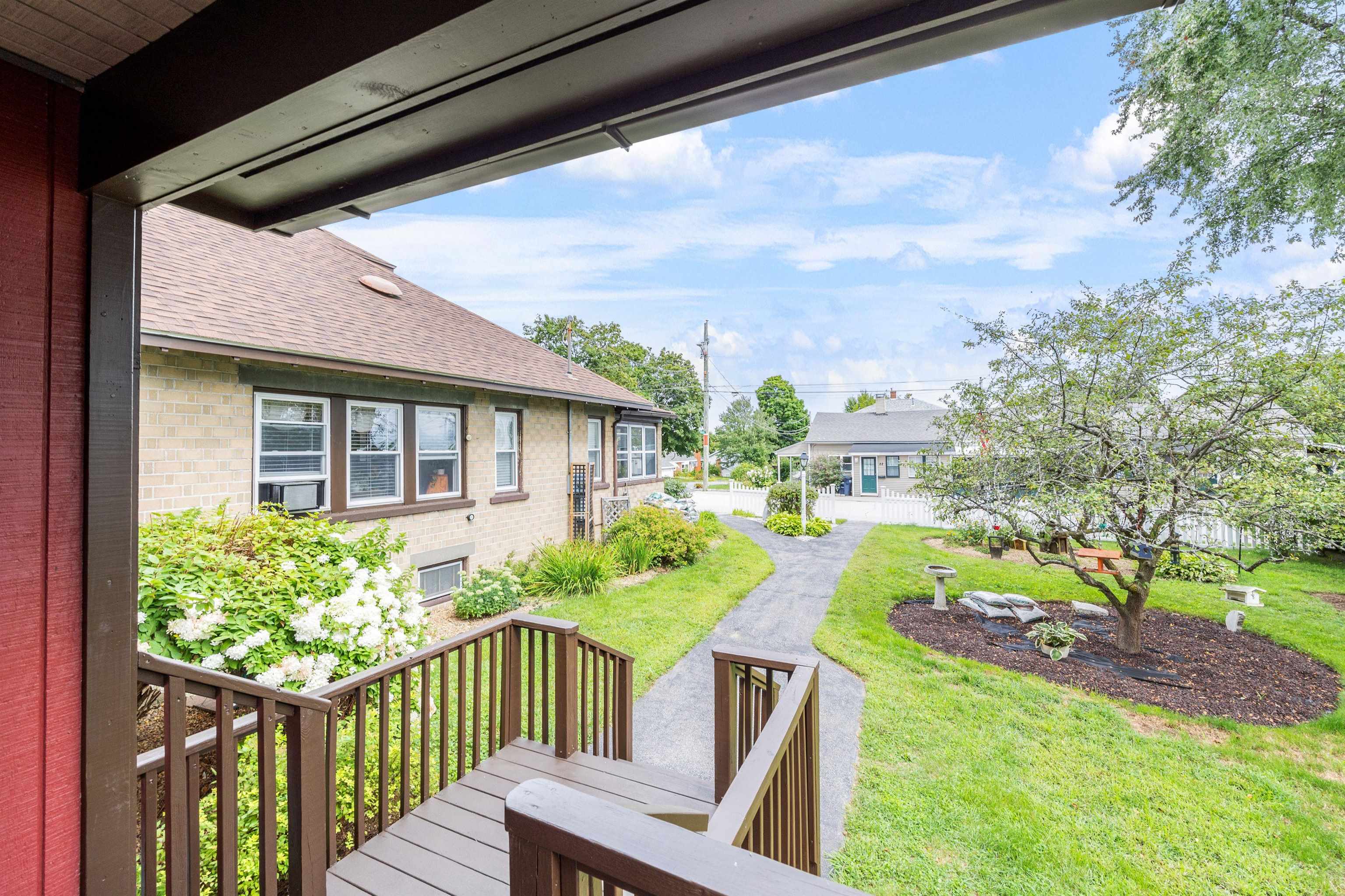 21 Cross Street, Unit B Allenstown, NH 03275 - Photo 9 of 27