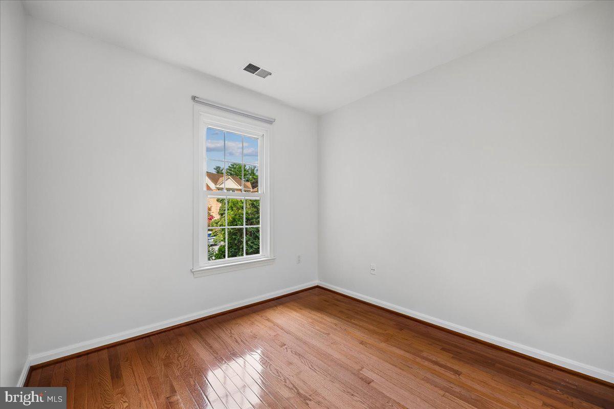2459 McCormick Road Rockville, MD 20850 - Photo 34 of 74 Bedroom #3
