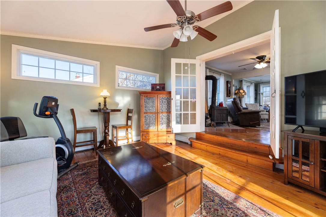 233 Palace Avenue Warwick, RI 02886 - Photo 21 of 42