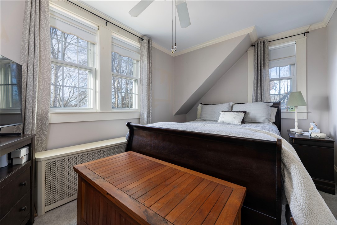 233 Palace Avenue Warwick, RI 02886 - Photo 27 of 42