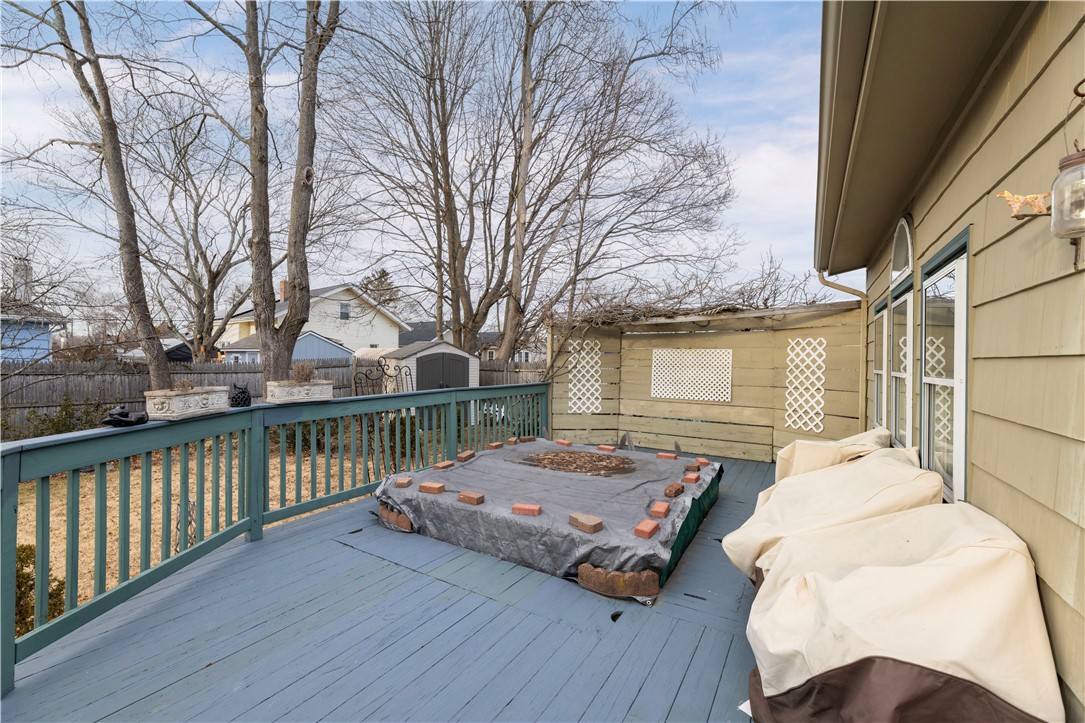 233 Palace Avenue Warwick, RI 02886 - Photo 39 of 42