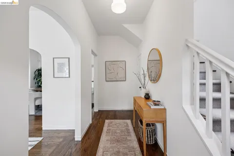 $749,000 | 1357 East 25th Street, Oakland, CA 94606