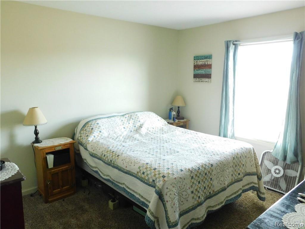 10609 West Lovejoy Road Perry, MI 48872 - Photo 5 of 11 021.JPG