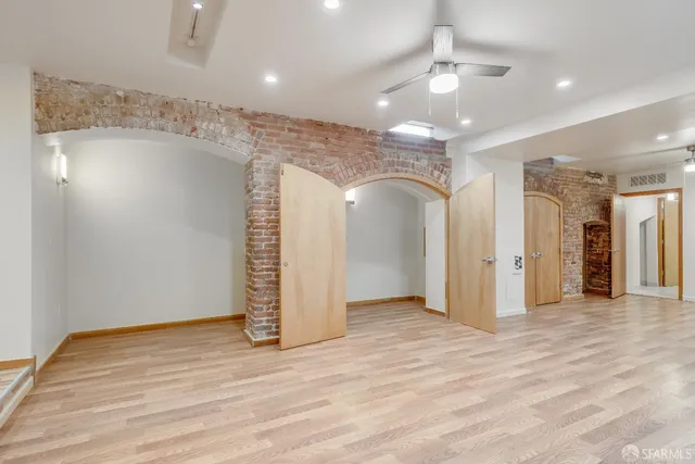 a view of an entryway