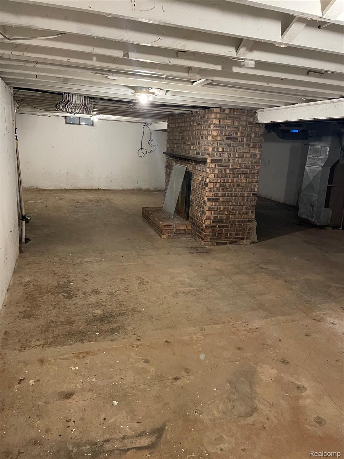 5200 West Ray Road Linden, MI 48451 - Photo 15 of 18 s3RSqew6TMi3oNcTQQ9bbw.jpg