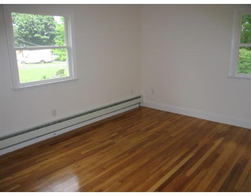 103 Pincushion Road Framingham, MA 01702 - Photo 8 of 11 Gallery Image 8