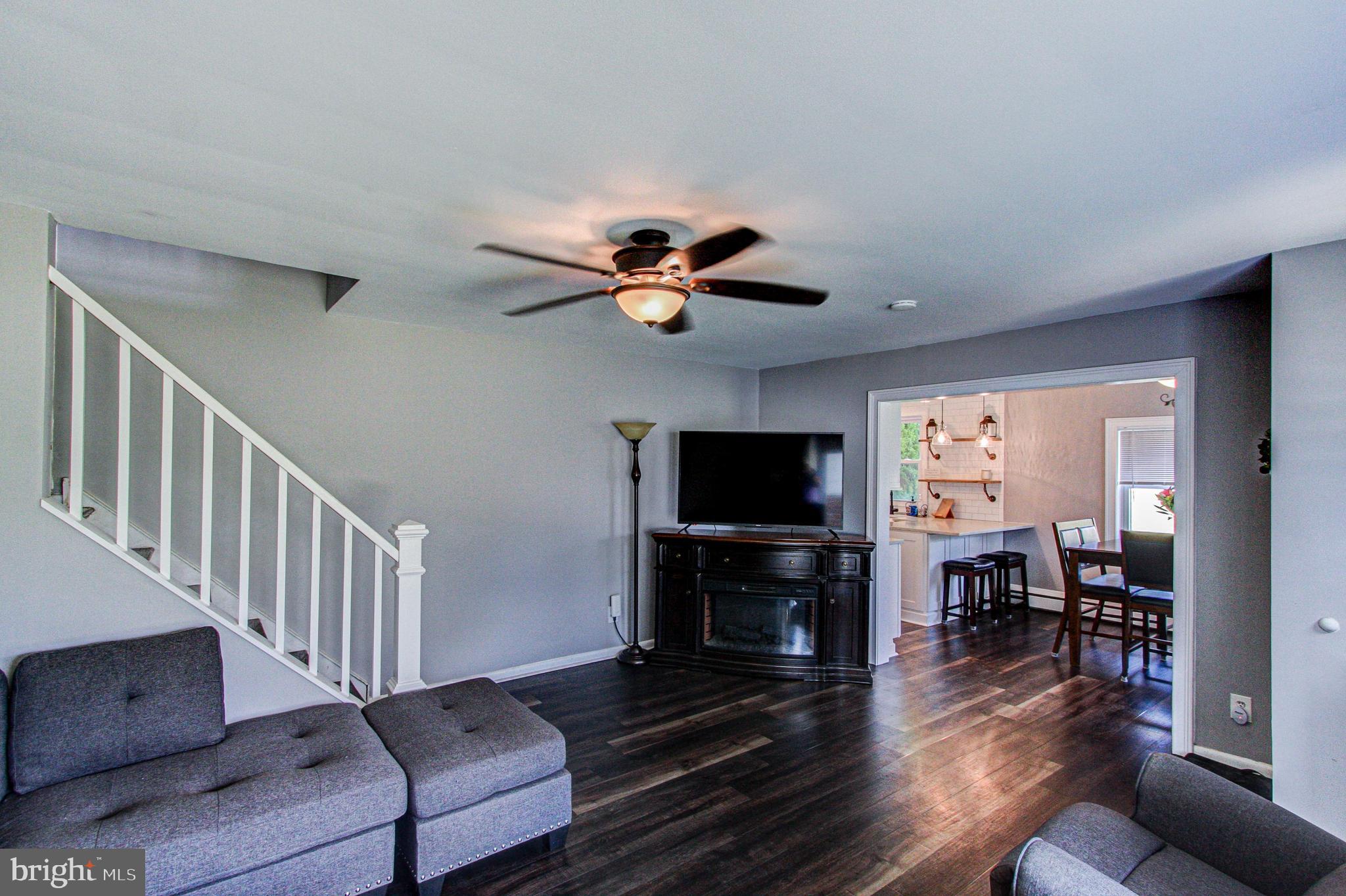 1310 Cloverly Road Warminster, PA 18974 - Photo 19 of 52 View to Dining Area