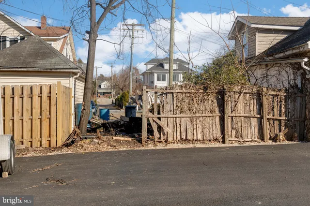 $1,200,000 | 4906 Harford Road, Baltimore, MD 21214