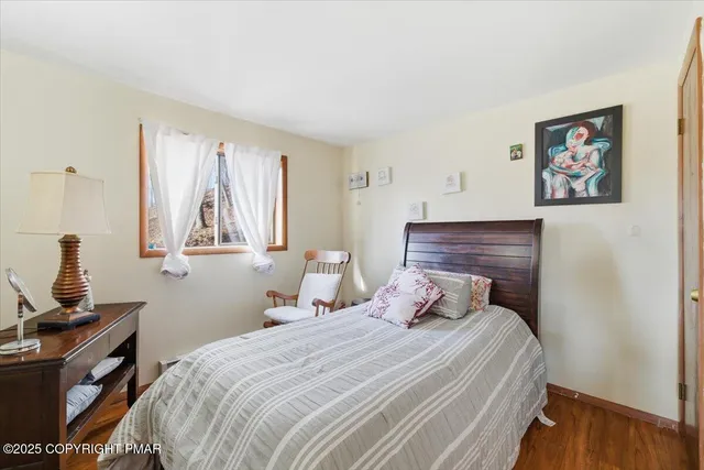 $240,000 | 8124 Gallahad Pass, East Stroudsburg, PA 18302