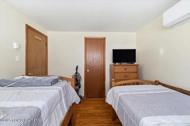 $240,000 | 8124 Gallahad Pass, East Stroudsburg, PA 18302