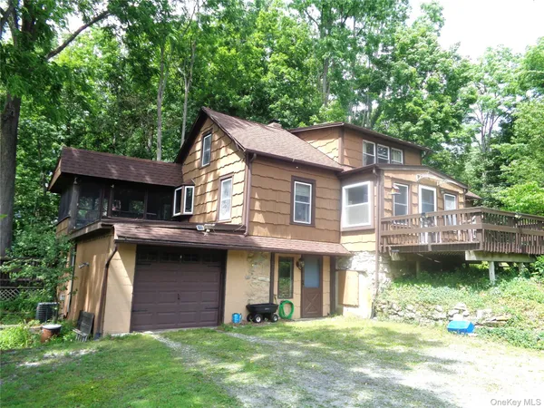 $495,000 | 7 Holm Run, Pawling, NY 12564
