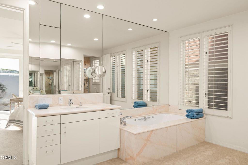 1571 Mandalay Beach Road Oxnard, CA 93035 - Photo 25 of 40