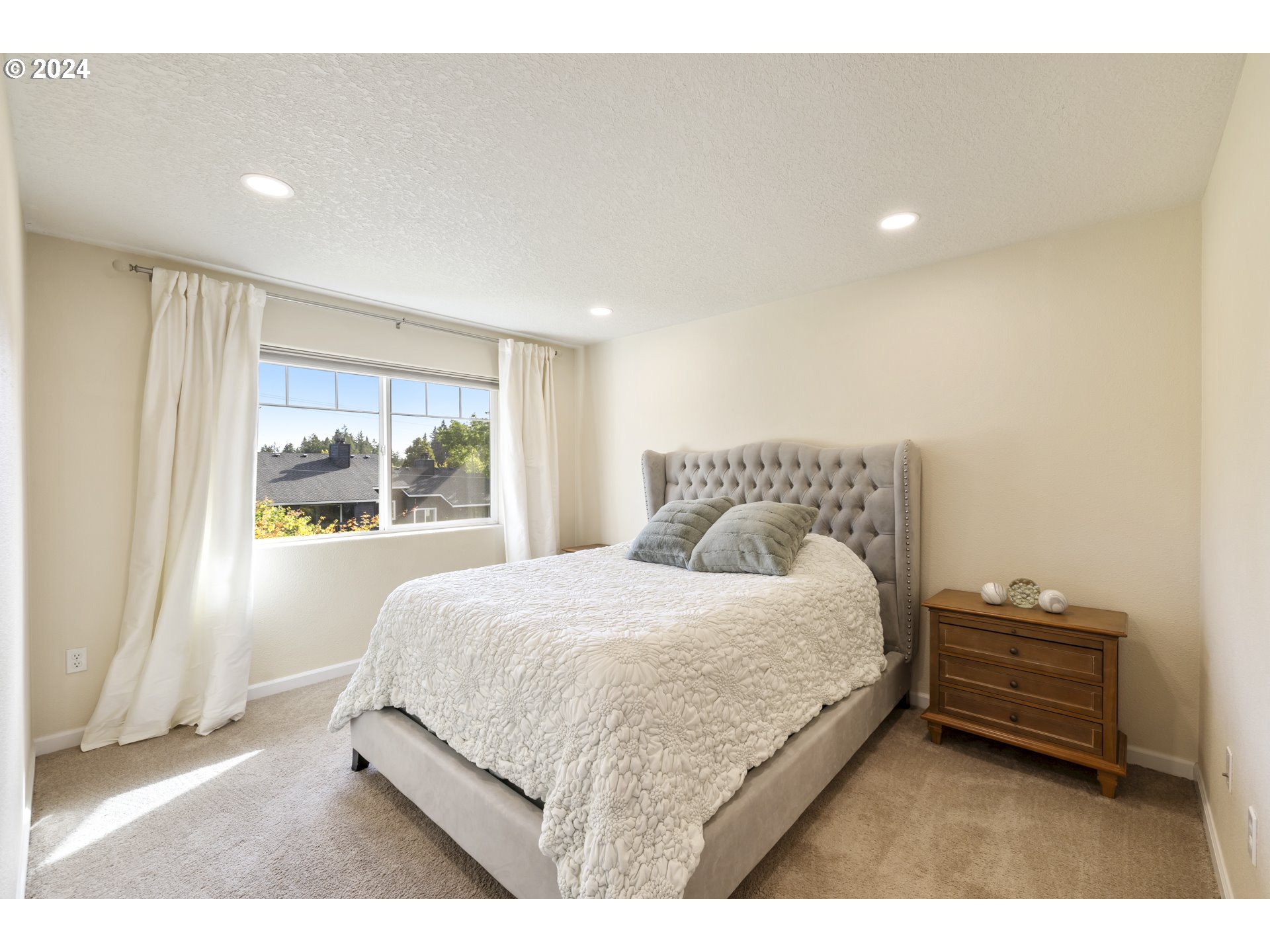 14655 Southwest Beard Road, Unit 201 Beaverton, OR 97007 - Photo 23 of 40