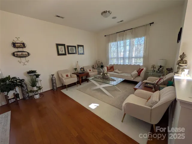 $3,000 | 2102 Big Pine Drive, Matthews, NC 28105