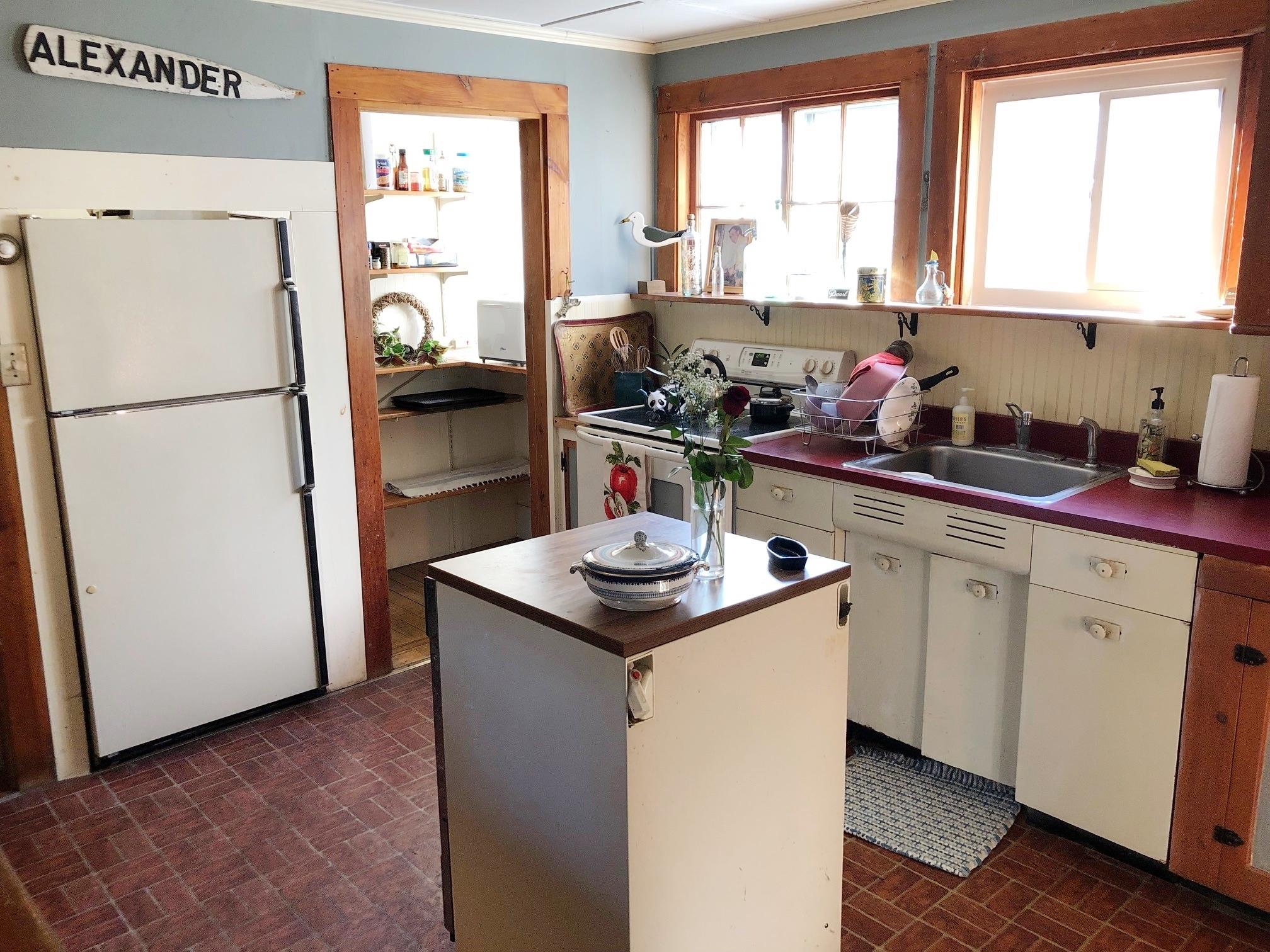 Kitchen - Pantry