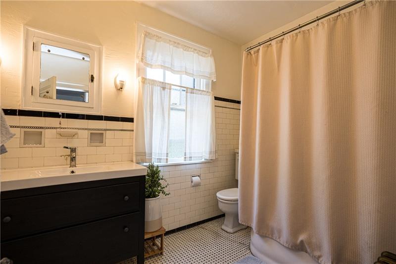 1341 Rescue Street Pittsburgh, PA 15212 - Photo 19 of 25 Gallery Image 19