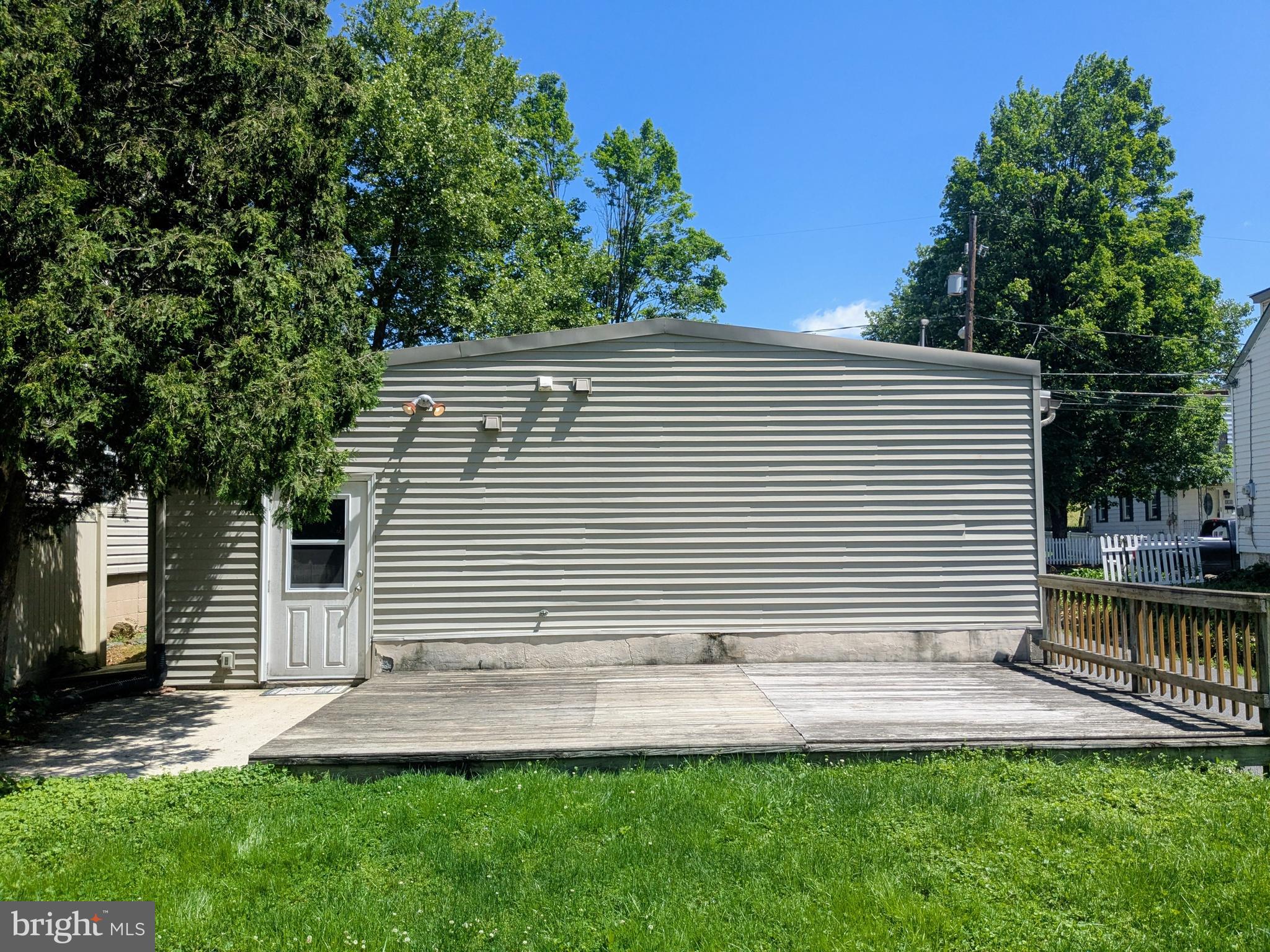 210 Noble Street Lititz, PA 17543 - Photo 26 of 35