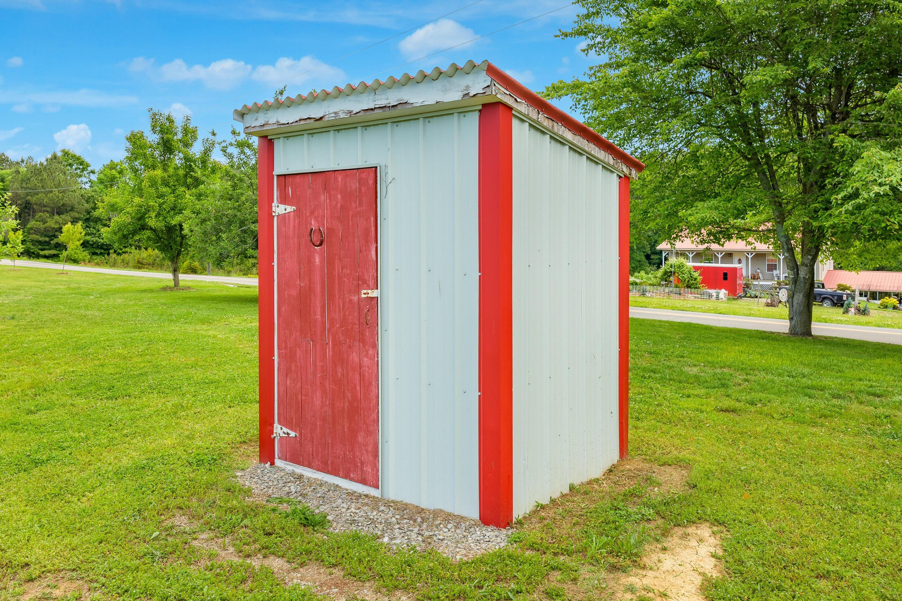 1334-1356 Johnson Road Southeast Cleveland, TN 37323 - Photo 45 of 45 Well House