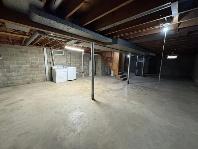 $115,000 | 203 Central Avenue, Russell, MN 56169