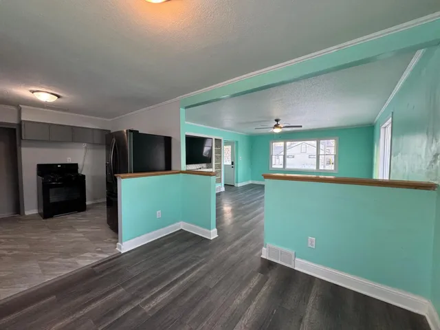 $115,000 | 203 Central Avenue, Russell, MN 56169