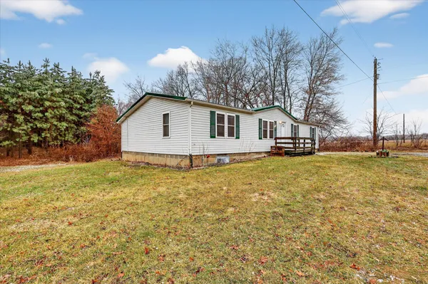 $185,000 | 9300 East Hillis Road, Vestaburg, MI 48891