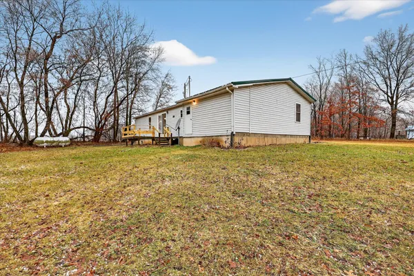 $185,000 | 9300 East Hillis Road, Vestaburg, MI 48891
