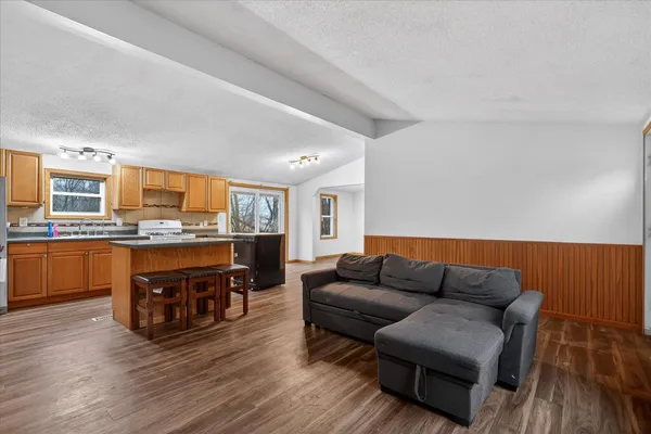 $185,000 | 9300 East Hillis Road, Vestaburg, MI 48891