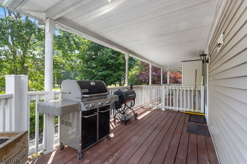 16 Horace Road Oak Ridge, NJ 07438 - Photo 37 of 45