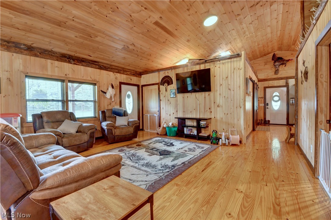 10799 Seminary Road Kimbolton, OH 43749 - Photo 16 of 46 Gallery Image 16