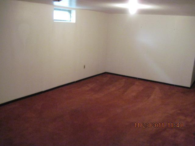 1727 Woodcrest Road Columbus, OH 43232 - Photo 13 of 15 Gallery Image 13