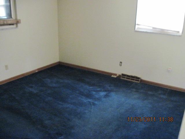 1727 Woodcrest Road Columbus, OH 43232 - Photo 8 of 15 Gallery Image 8