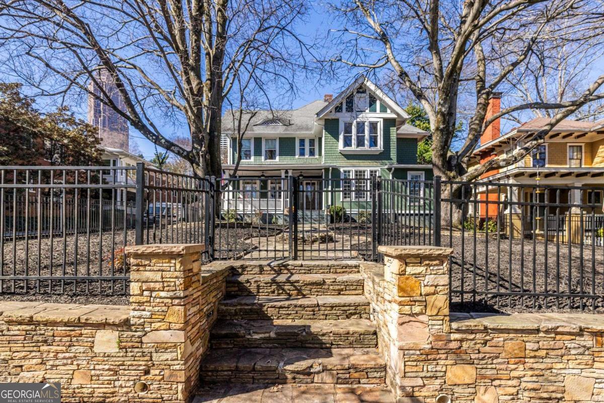 692 Myrtle Street Northeast Atlanta, GA 30308 - Photo 3 of 73