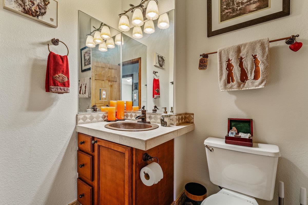 10233 Red Fir Road Truckee, CA 96161 - Photo 15 of 21 Gallery Image 15