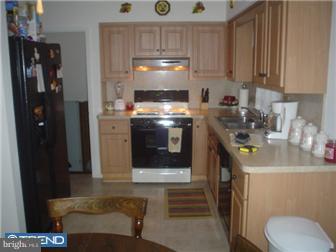 874 Woodlane Road Mount Holly, NJ 08060 - Photo 4 of 9 Gallery Image 4