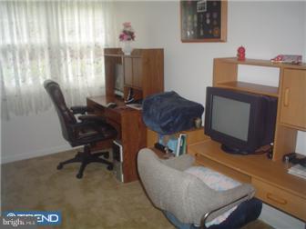 874 Woodlane Road Mount Holly, NJ 08060 - Photo 7 of 9 Gallery Image 7