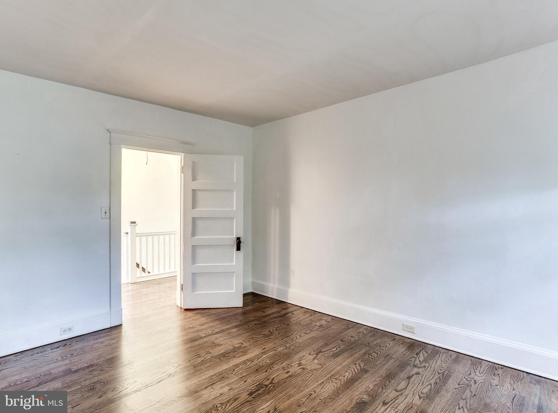 618 Orpington Road Baltimore, MD 21229 - Photo 24 of 35 BEDROOM 2