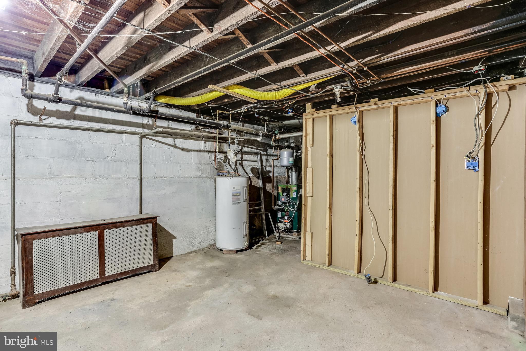 618 Orpington Road Baltimore, MD 21229 - Photo 31 of 35 BASEMENT