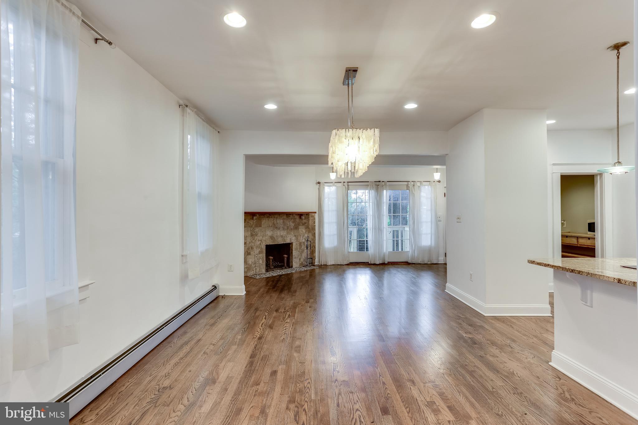 618 Orpington Road Baltimore, MD 21229 - Photo 8 of 35 DINING ROOM