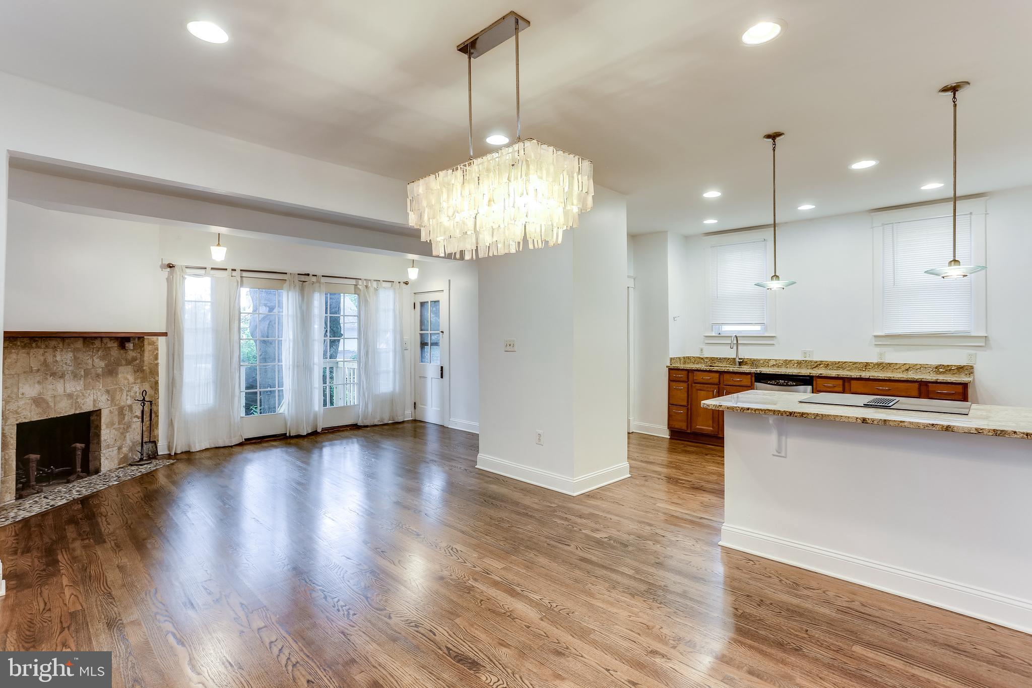 618 Orpington Road Baltimore, MD 21229 - Photo 9 of 35 DINING ROOM