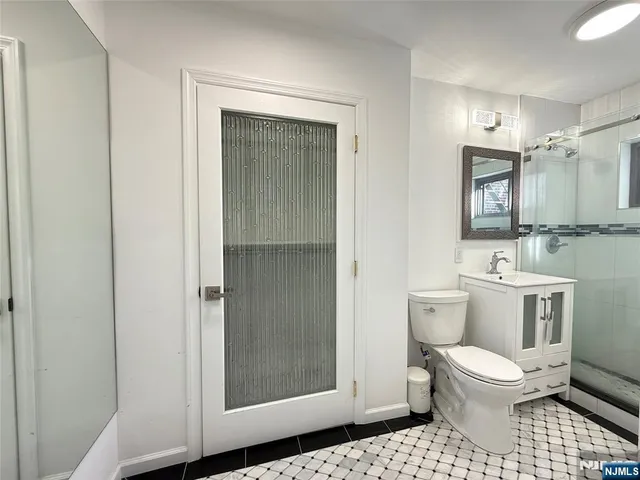 $1,600 | 500 Linwood Drive, Unit 3D, Fort Lee, NJ 07024