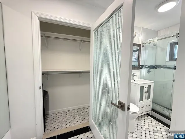 $1,600 | 500 Linwood Drive, Unit 3D, Fort Lee, NJ 07024