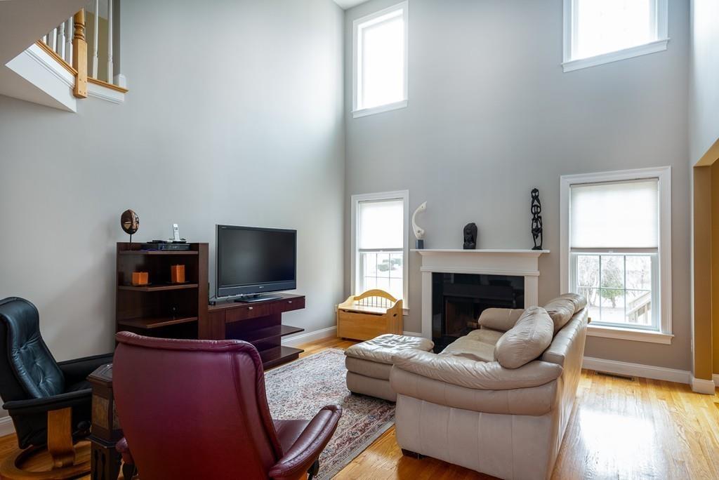 37 Cavanaugh Road Framingham, MA 01701 - Photo 11 of 33 Gallery Image 11