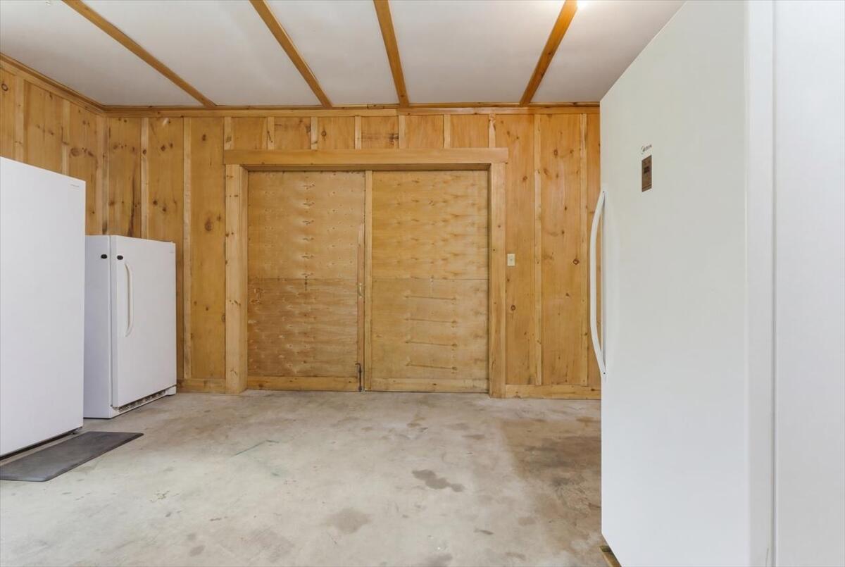 139 Lloyd Road Anson, ME 04911 - Photo 52 of 91 Garage