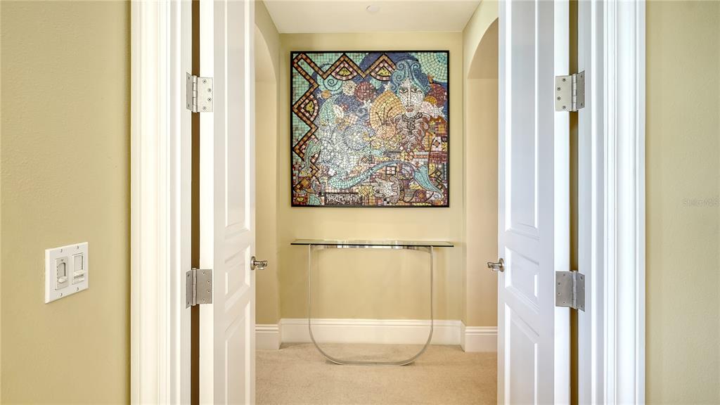 464 Golden Gate Point, Unit 304 Sarasota, FL 34236 - Photo 20 of 60