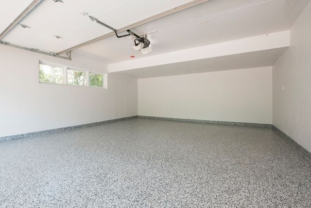 $810,000 | 1101 Oak Ridge Drive, Glencoe, IL 60022