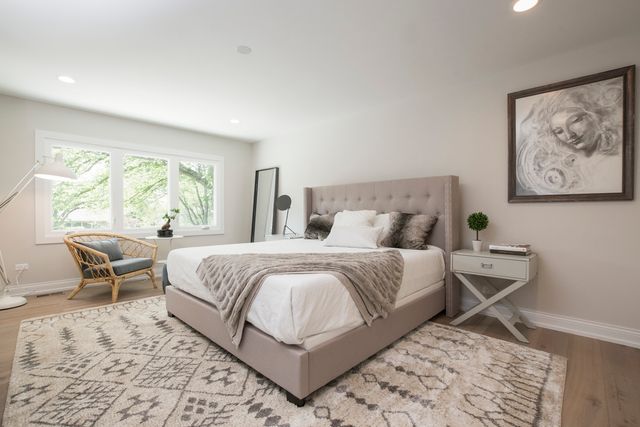 $810,000 | 1101 Oak Ridge Drive, Glencoe, IL 60022