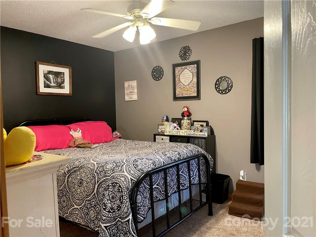 514 Uplands Road Brevard, NC 28712 - Photo 15 of 36 Gallery Image 15