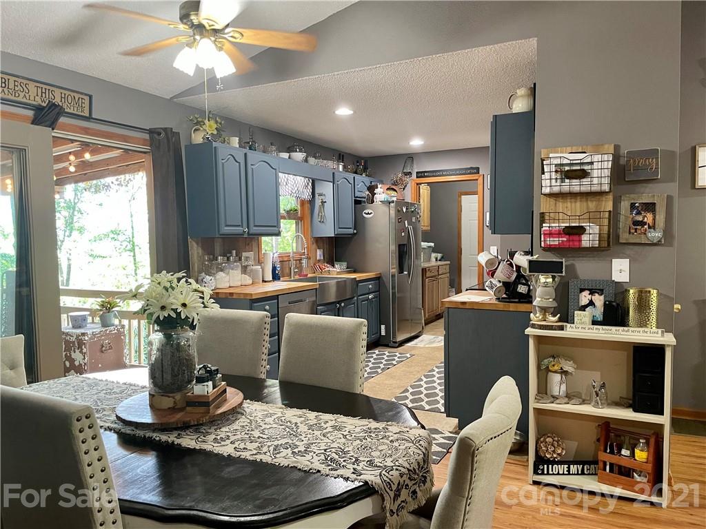 514 Uplands Road Brevard, NC 28712 - Photo 19 of 36 Gallery Image 19