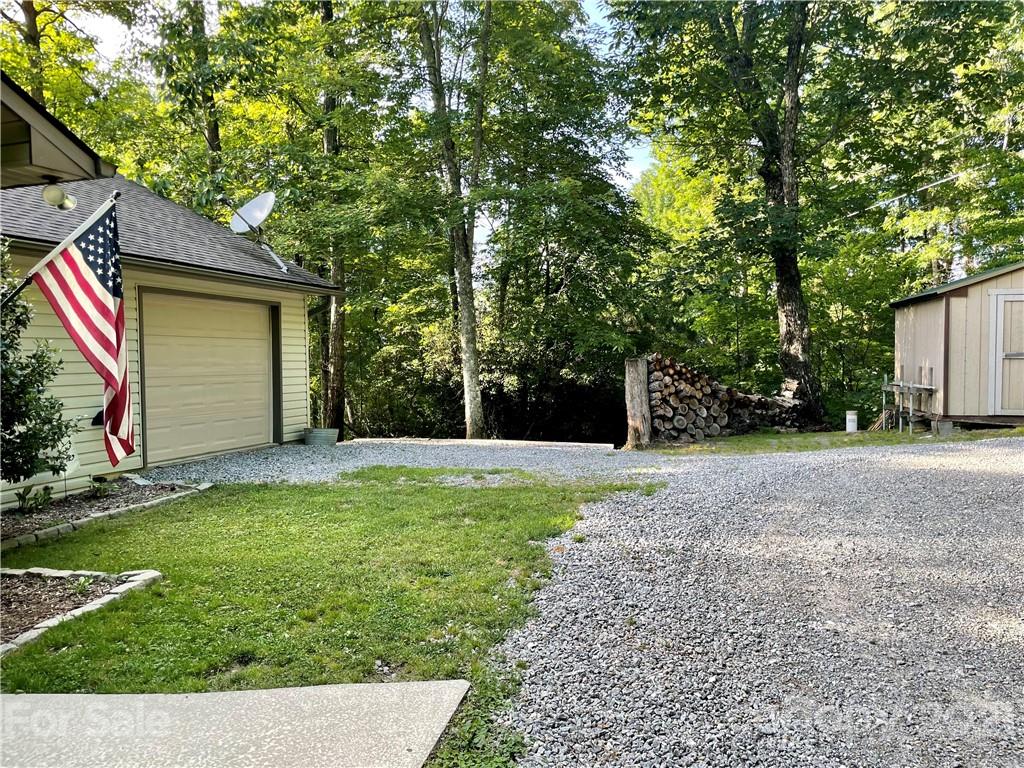 514 Uplands Road Brevard, NC 28712 - Photo 5 of 36 Gallery Image 5